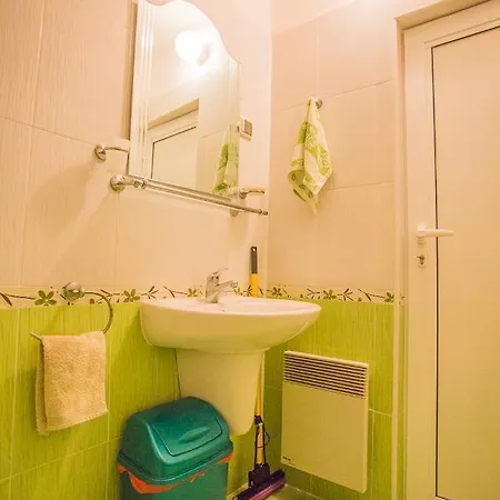 Cozy Colorful At The Foot Of The Mountain By Flat Mаnager